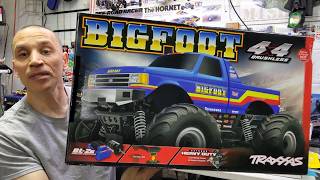 Traxxas BIGFOOT 4x4 Stampede RC truck UNBOXING!