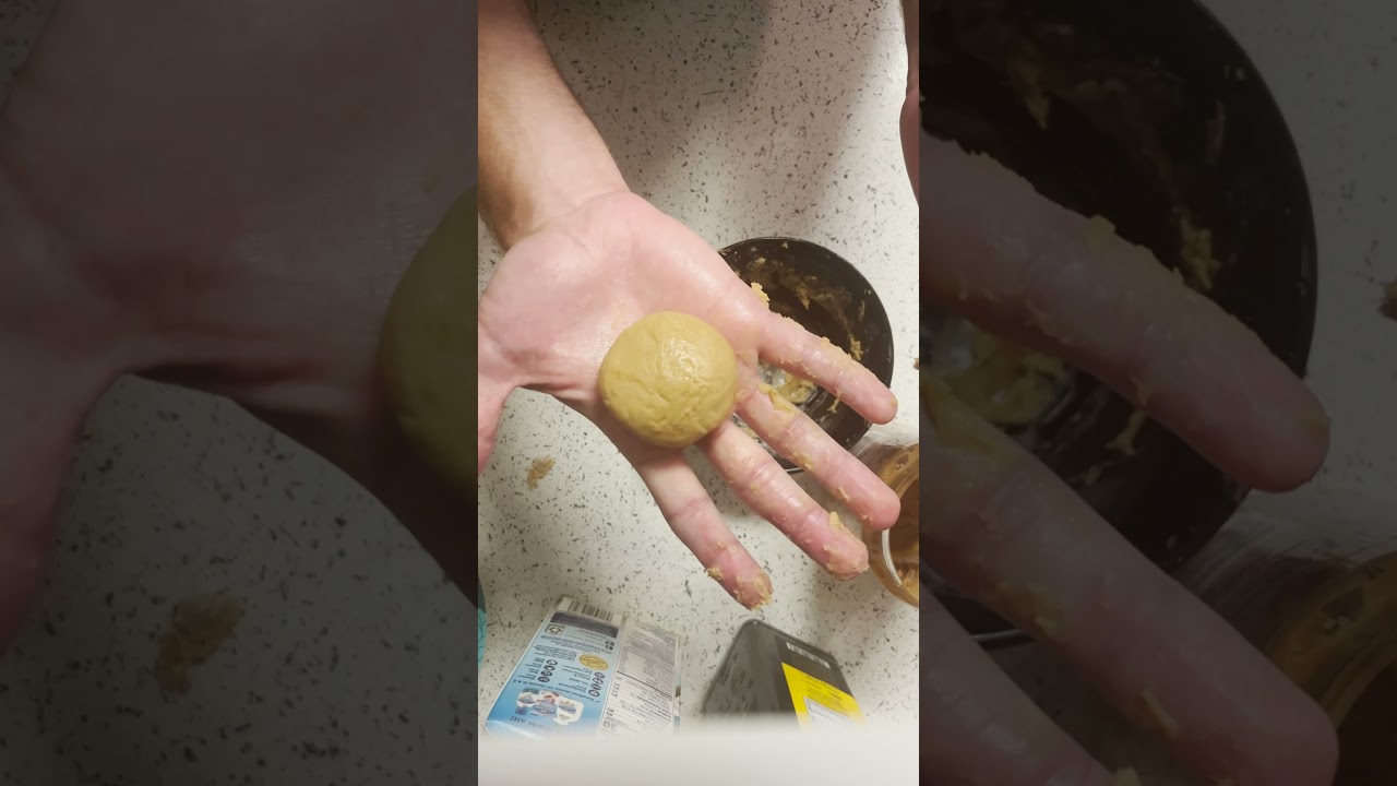 I Tried To Make This Viral TikTok Recipe - Perfect Peanut Butter Cookie In JUST 2 Min 🤯🤯🤯