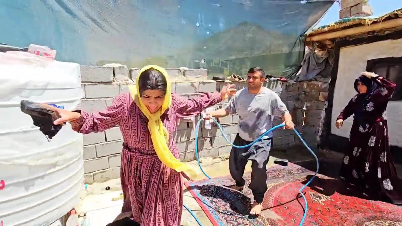 Can the first woman arrest the second woman with the help of the police?