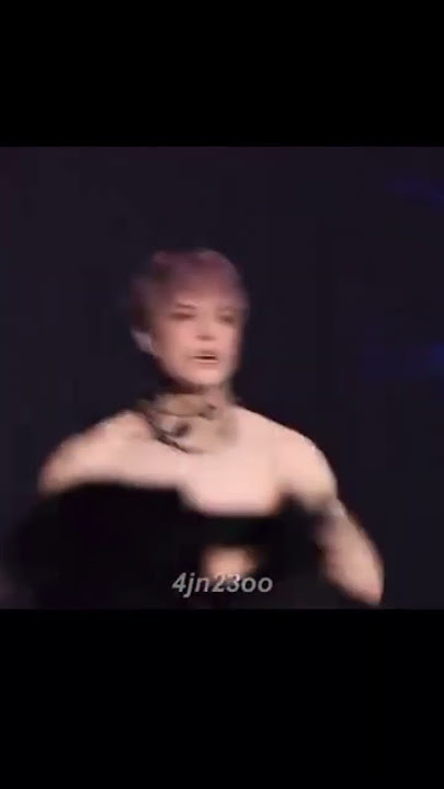 I’m not updated just for two hours and lee jeno is shirtless 😀 #kpop #nct #jeno #leejeno #nctdream