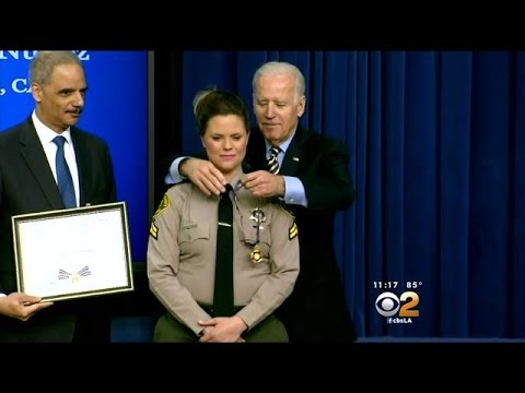 LA Co. Sheriff's Deputy Awarded Medal Of Valor - YouTube
