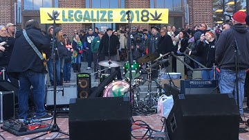 John Sinclair recites a poem at 2018 Hash Bash