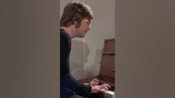 John Lennon | Playing Imagine At Tittenhurst (Home Footage)