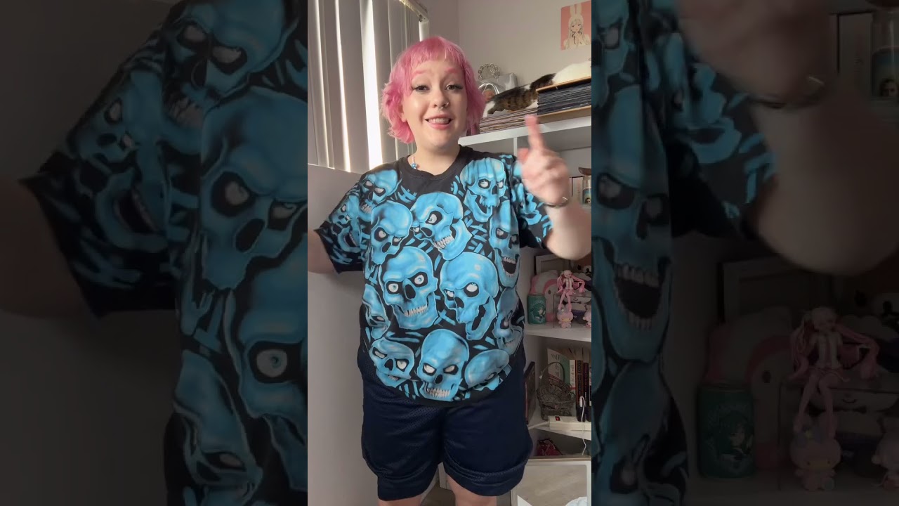 yes i’m doing outfit reels idc thank u for sending me the dress and skirt!