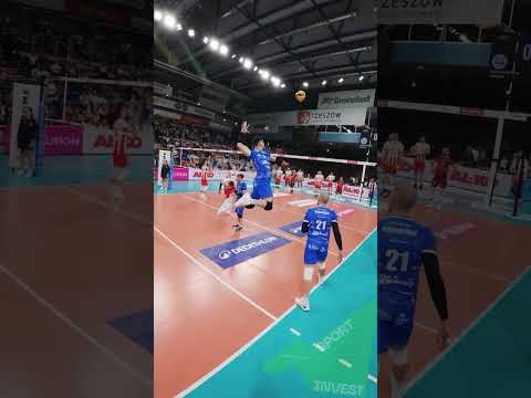 Epic Rally in the Pro Beach Volleyball League – Pure Skill and Sand Power #sportinvest #volleyball