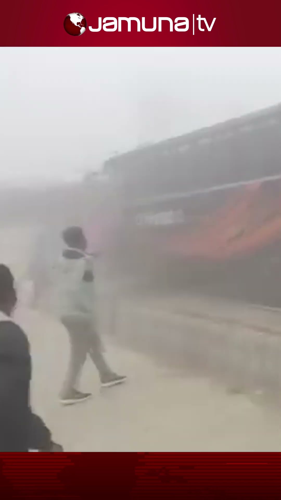 রংপুরে একে একে ৭টি গাড়ির সংঘর্ষ #Dhaka-Rangpur #BusClash #roadaccident #accidentnews #bus #jamunatv