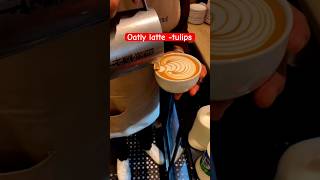 How to make tulips latte art by oatly milk #tutorial #oatmilklatte #tutorial #latteart