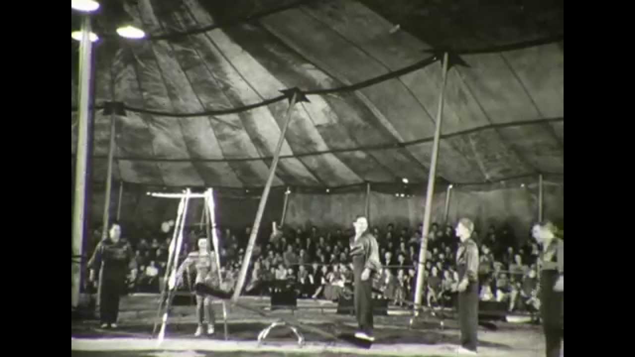 The Digital Research Library of Illinois History Journal™: The History of " Bozo the Clown," Bozo's Circus from Chicago's very own WGN TV, and Bozos'  from other U.S. markets.