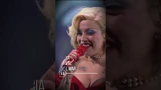 Mon Laferte se consolidó como una de las artistas más versátiles del pop alternativo latino