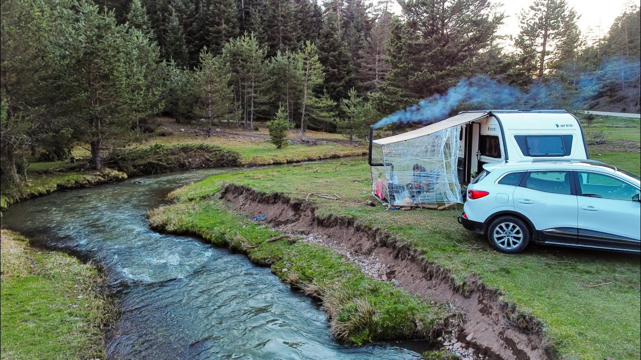 ⁣Aladağlarda Karavan Kampı Çekme Karavanla Dere Kenarında Sobalı Kamp Başkent Karavan Ares