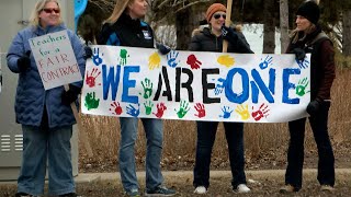 Seeking New Contract, Bemidji Education Association Holds Rally Downtown | Lakeland News