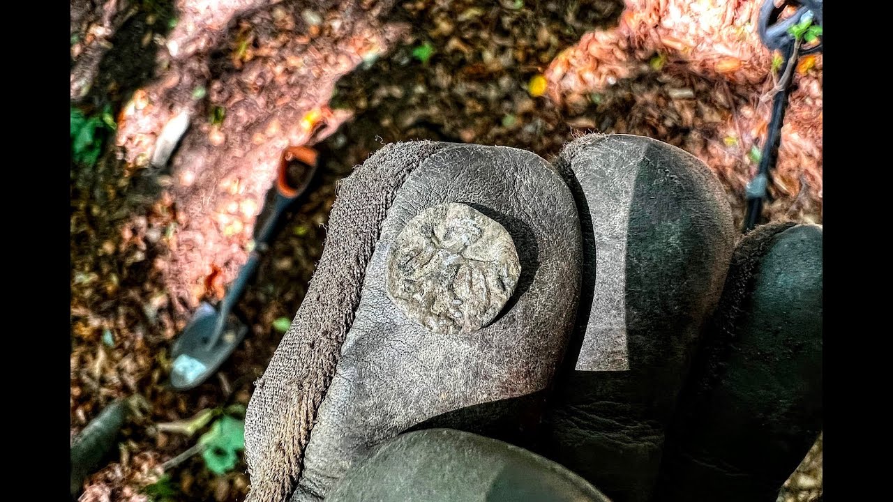 Groty strzał, monety - poszukiwania średniowiecznej bitwy na Zamku Lipowiec