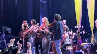 Billy Strings & Molly Tuttle & Ronnie McCoury “I Saw the Light” Ryman Feb 25, 2024