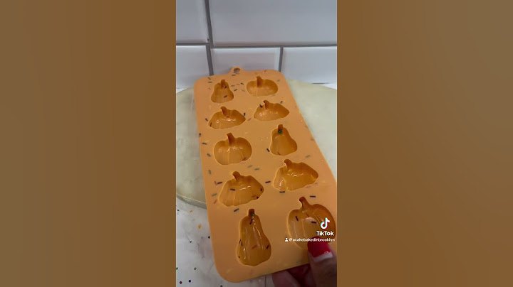 How To Use Chocolate Mold~ Home-baker / Treat Maker Tips  #chocolate #molds #pastry