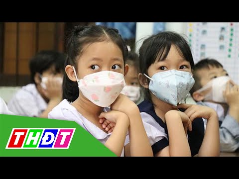 Video TP.HCM: Bỏ yêu cầu giấy chứng nhận âm tính với học... - youtube