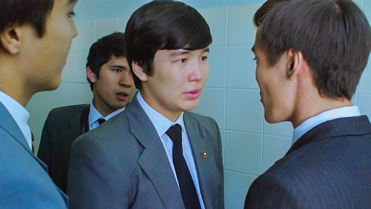 Жудочин хүү бүлгэмд нэгдэж хулигааны амьдралын сайн сайхныг мэдрэв