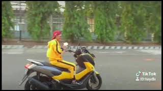 Vidio&Foto Dhillak Si Cewek Tomboy