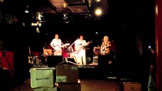 Video thumbnail of "The Feelies - So Far"