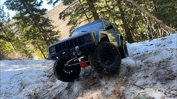 Axial SCX10 II Trail Run