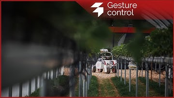 Gesture control // Thorvald II an agricultural autonomous robot from SAGA Robotics