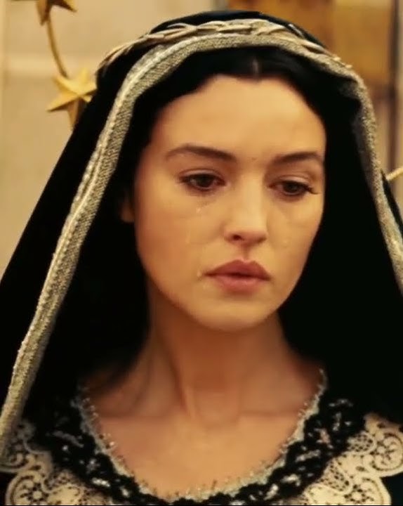 Monica's Malena Is Desired By Every Man.#monica#malena#movie#short#viral#trending#monicabellucci