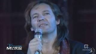 Video thumbnail of "Vasco Rossi - Toffee (Festivalbar 1985)"