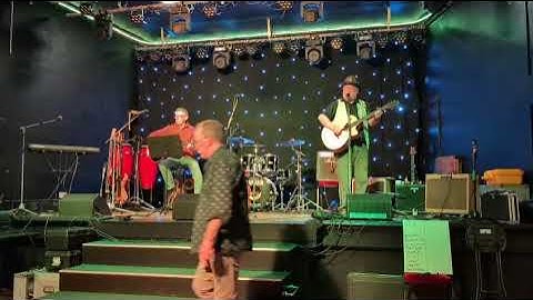 Druid & Alg - Coppenhall Club Open Mic - Roxanne