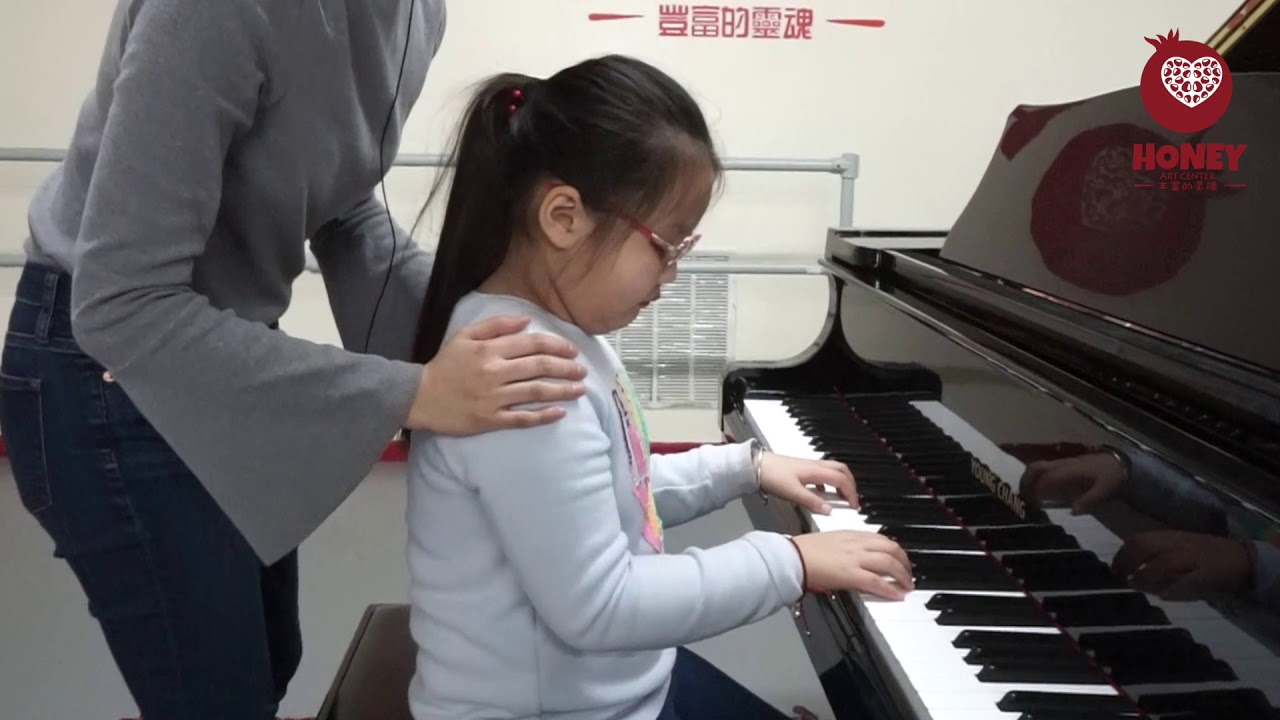 Honey Art Center 钢琴入门 手型、手臂、肩膀、坐姿 YouTube