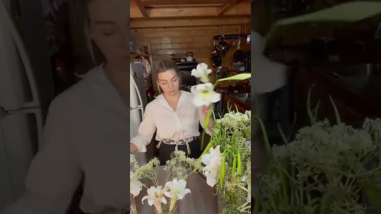 Free Flower Arrangements! Roadside flower foraging  at its best. 