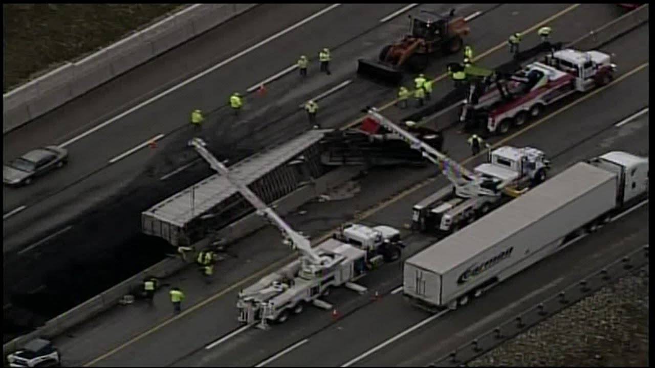 Tractor Trailer Hauling Mulch Overturns On Turnpike - YouTube