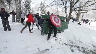 'Snowmageddon' in Washington prompts epic snowball fight