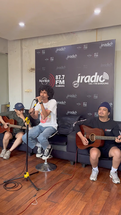 Apa Salahku - D'MASIV | Cover By eńau  (Live at IRadio Bandung) #Shorts