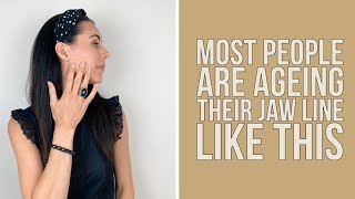 Most People Are Ageing Their Jaw Line Like This (5 Ways To Tone Jowls Naturally)