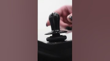 Experience the Jazzy EVO 614 HD, equipped with a cutting-edge 60-amp Dynamic LiNX joystick.