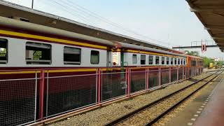 Alsthom (ALS) MTU Engine 4147 นำขบวนรถท้องถิ่น 427 ออกจากสถานีนครราชสีมา