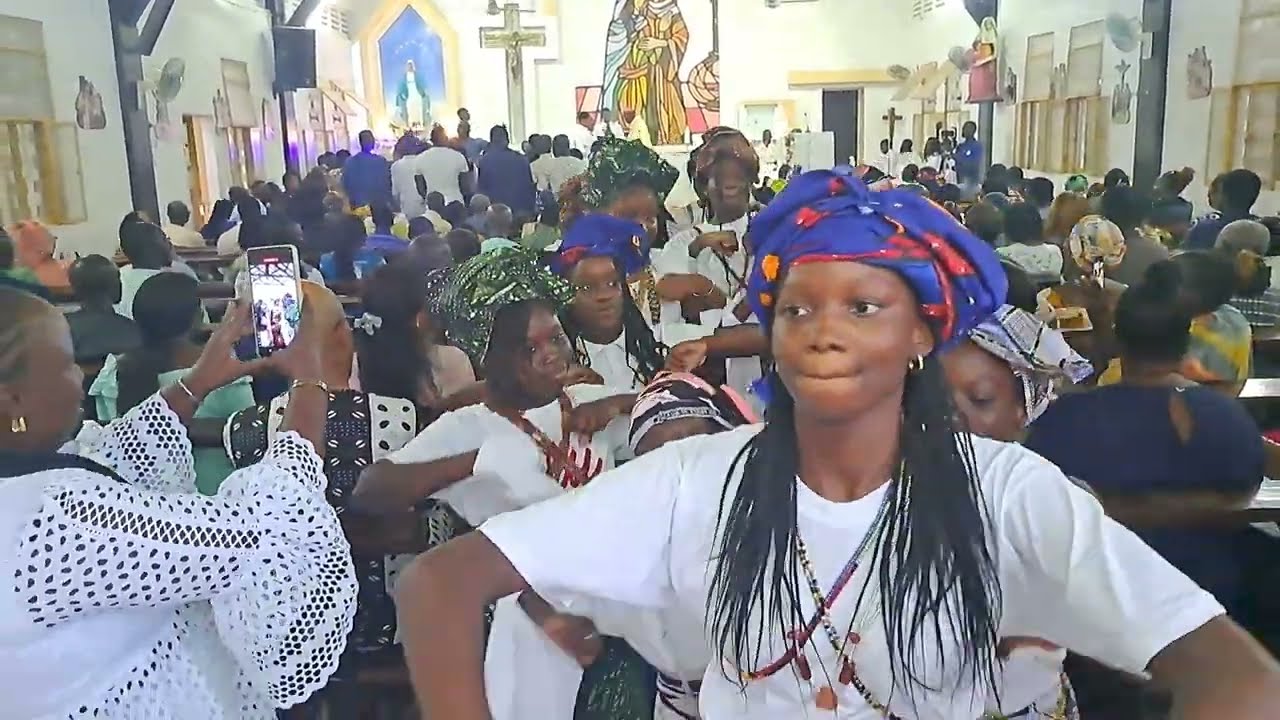 Sainte de Bel-Air 2024 - Présentation Offrandes à la fête patronale présidé par Mgr Benjamin Ndiaye