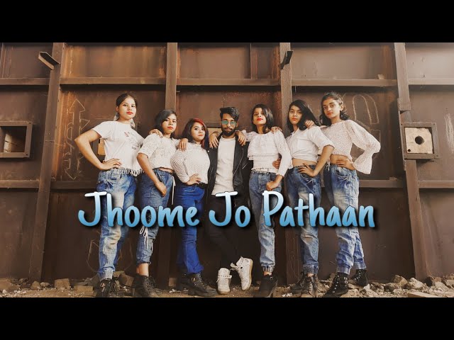Jhoome Jo Pathaan - Dance Cover | Pathaan | Vishal u0026 Sheykhar, Arijit Singh, Sukriti | Team DGDA | class=