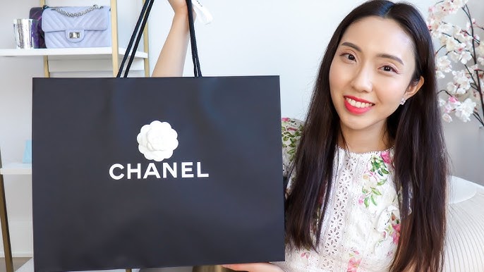 Chanel 21S IRIDESCENT Beige Zipped CARD HOLDER Lambskin Leather Unboxing  @luxurypl3847 