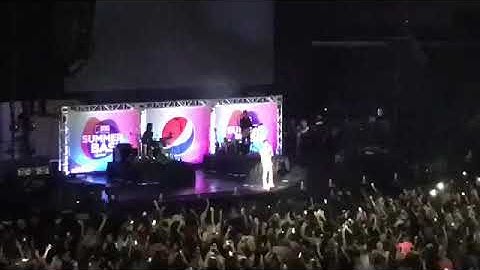 Bazzi at the B96 Summer Bash 2K19