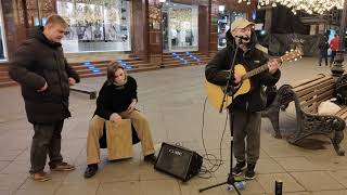 MiyaGi & Эндшпиль & 9 Грамм – Рапапам - #уличный_музыкант немного покачал зрителей читая РЭП #Moscow