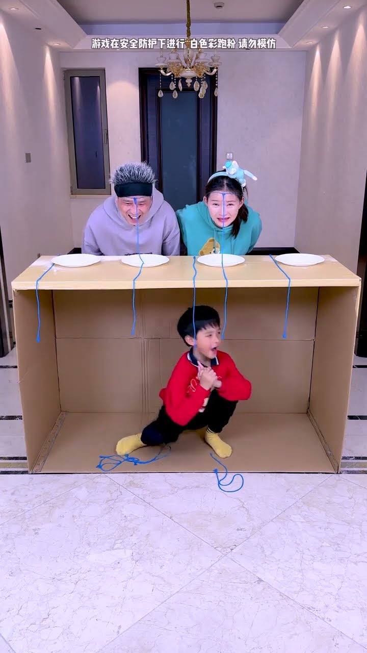 Rope Pulling Challenge, Funny, Suitable For Party Play~ #Christmas #Funnyfamily #Partygames
