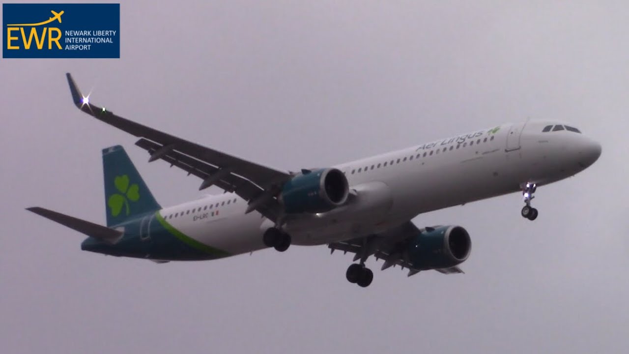 Late Afternoon Plane Spotting at Newark Liberty International Airport - 1 February, 2020