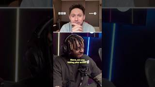 Goes Undercover 🕵️‍♂️