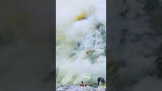 De dónde viene el azufre