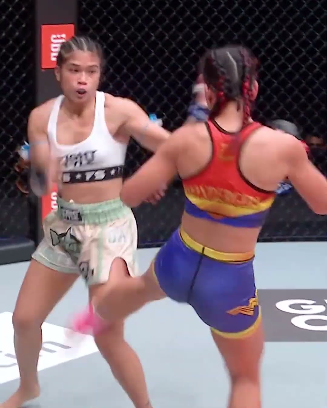 Jackie Buntan was STYLIN' in her ONE debut against Wondergirl ?