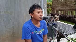 It turns out that Cak MOMON ADELLA's voice is really melodious...