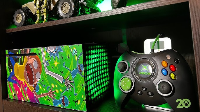 My Budget Xbox Series S setup! Made panda looking speakers too, with vinyl  Wrap, swipe to get a good look from top view! : r/XboxSeriesS