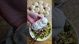 “Momo Folding Hack 😱 5 Second Trick That Chefs Don’t Tell!”#shorts #momos #dumplings #food #recipe
