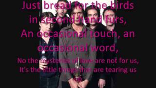 Suede - What Are You Not Telling Me? Lyrics