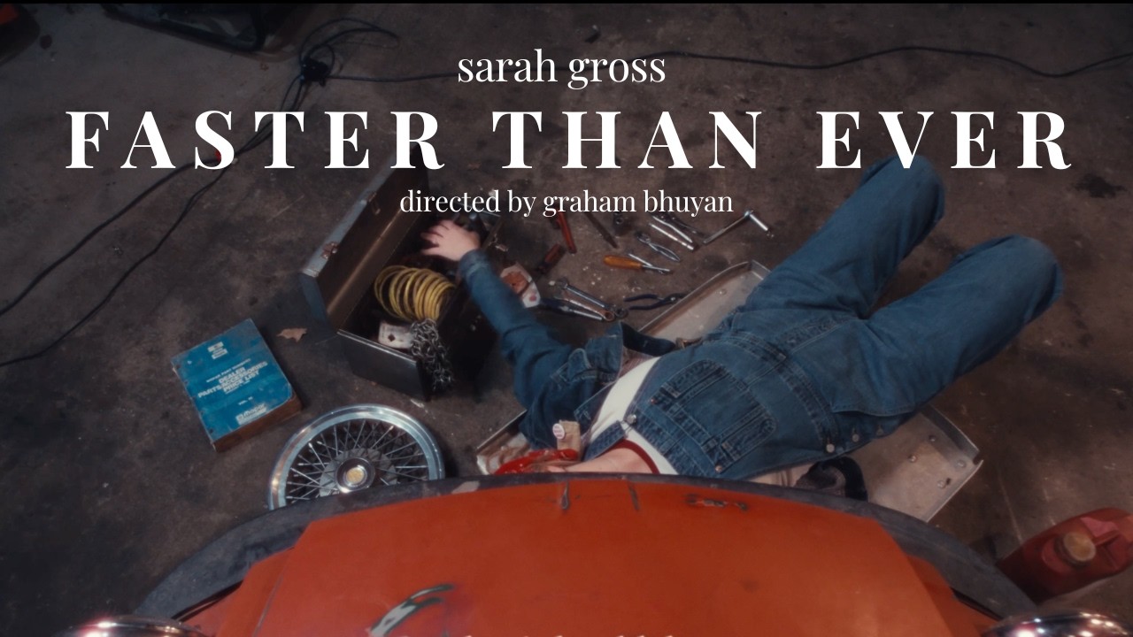 Faster Than Ever - Visualizer - Sarah Gross auf YouTube ansehen Faster Than Ever - Visualizer - Sarah Gross auf YouTube ansehen